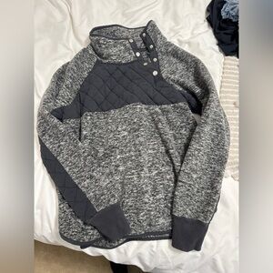 Abercrombie & Fitch Gray Quilted Button Up Sweatshirt